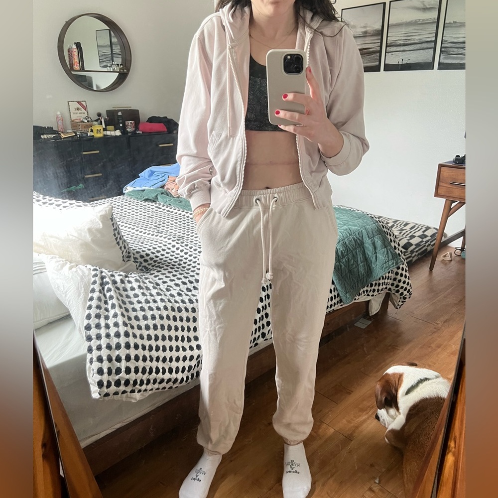 Abercrombie SoftAF sweat set cream